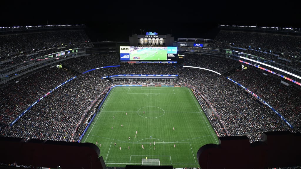 Luxury limo service to Gillette Stadium for England vs Ghana World Cup 2026 match from Boston