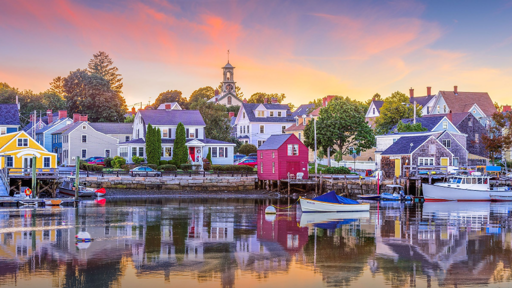 Private chauffeur vehicle traveling from Boston to New Hampshire
